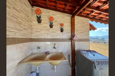 Apartamento à venda com 190m², 3 quartos e 2 vagas Apartamento à venda com 190m², 3 quartos e 2 vagasÁrea de Serviço