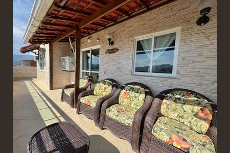 Apartamento à venda com 190m², 3 quartos e 2 vagas Apartamento à venda com 190m², 3 quartos e 2 vagasTerraço/Varanda