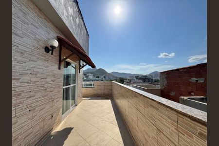 Apartamento à venda com 190m², 3 quartos e 2 vagas Apartamento à venda com 190m², 3 quartos e 2 vagasTerraço/Varanda