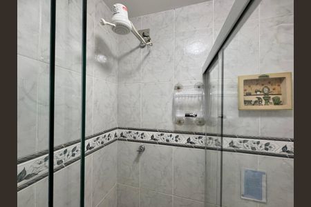 Apartamento à venda com 190m², 3 quartos e 2 vagas Apartamento à venda com 190m², 3 quartos e 2 vagasBanheiro Social