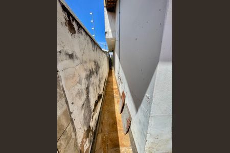 Casa à venda com 329m², 3 quartos e 8 vagas Casa à venda com 329m², 3 quartos e 8 vagasQuintal