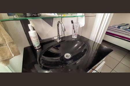 Casa à venda com 345m², 7 quartos e 2 vagas Casa à venda com 345m², 7 quartos e 2 vagasCasa 3 - Banheiro da Suíte