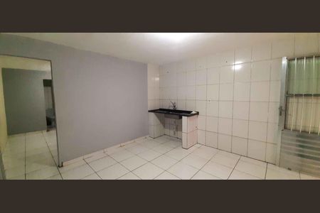 Casa à venda com 345m², 7 quartos e 2 vagas Casa à venda com 345m², 7 quartos e 2 vagasCasa 2 - Cozinha