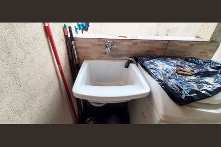 Casa à venda com 345m², 7 quartos e 2 vagas Casa à venda com 345m², 7 quartos e 2 vagasCasa 4 - Área de Serviço