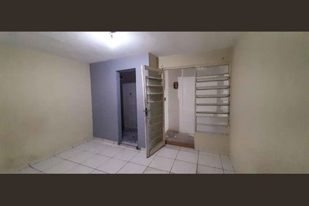 Casa à venda com 345m², 7 quartos e 2 vagas Casa à venda com 345m², 7 quartos e 2 vagasCasa 2 - Suíte