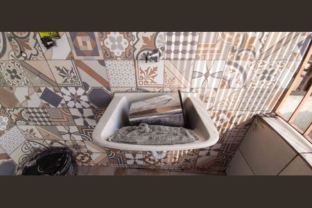 Casa à venda com 345m², 7 quartos e 2 vagas Casa à venda com 345m², 7 quartos e 2 vagasCasa 3 - Área de Serviço