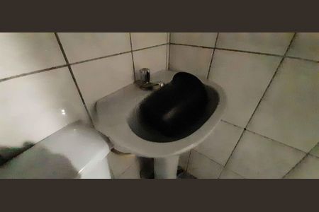 Casa à venda com 345m², 7 quartos e 2 vagas Casa à venda com 345m², 7 quartos e 2 vagasCasa 2 - Banheiro da Suíte