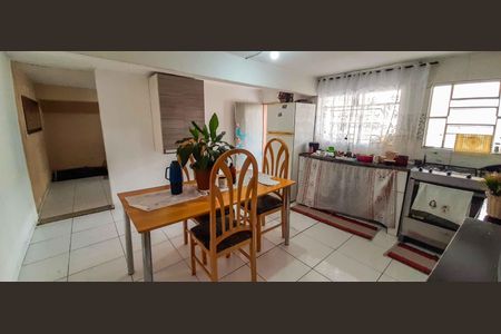 Casa à venda com 345m², 7 quartos e 2 vagas Casa à venda com 345m², 7 quartos e 2 vagasCasa 4 - Cozinha