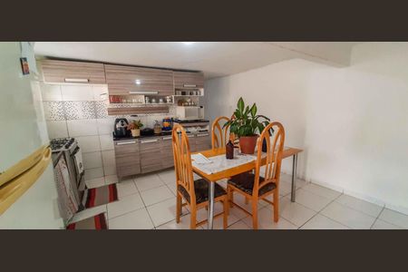 Casa à venda com 345m², 7 quartos e 2 vagas Casa à venda com 345m², 7 quartos e 2 vagasCasa 4 - Cozinha