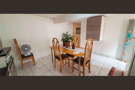 Casa à venda com 345m², 7 quartos e 2 vagas Casa à venda com 345m², 7 quartos e 2 vagasCasa 4 - Cozinha