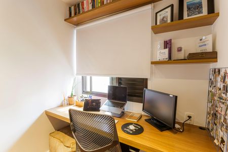 Apartamento à venda com 79m², 3 quartos e 1 vagaQuarto 2