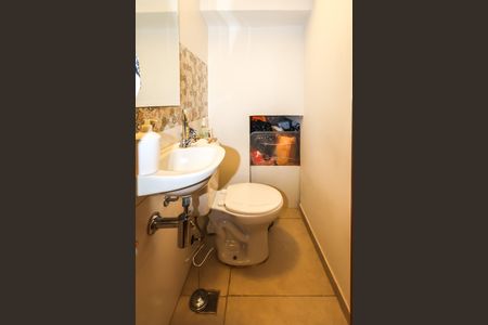 Casa à venda com 110m², 2 quartos e 2 vagas Casa à venda com 110m², 2 quartos e 2 vagasLavabo