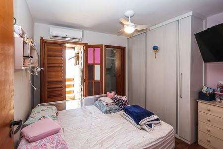 Casa à venda com 110m², 2 quartos e 2 vagas Casa à venda com 110m², 2 quartos e 2 vagasSuíte 1