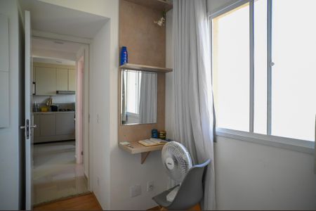 Quarto 2 de apartamento para alugar com 2 quartos, 32m² em Sacoma, São Paulo