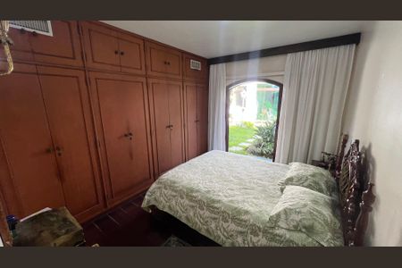 Casa para alugar com 485m², 4 quartos e 4 vagas Casa para alugar com 485m², 4 quartos e 4 vagasSuite