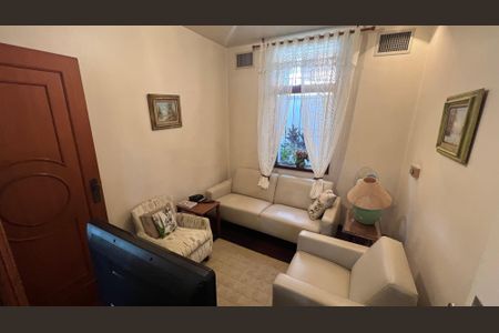 Casa para alugar com 485m², 4 quartos e 4 vagas Casa para alugar com 485m², 4 quartos e 4 vagasSala de TV