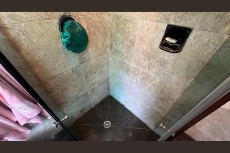 Casa para alugar com 485m², 4 quartos e 4 vagas Casa para alugar com 485m², 4 quartos e 4 vagasBanheiro