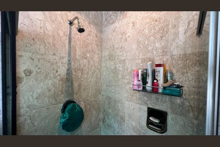 Casa para alugar com 485m², 4 quartos e 4 vagas Casa para alugar com 485m², 4 quartos e 4 vagasBanheiro