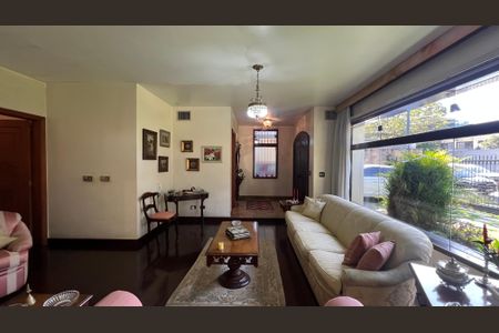 Casa para alugar com 485m², 4 quartos e 4 vagas Casa para alugar com 485m², 4 quartos e 4 vagasSala