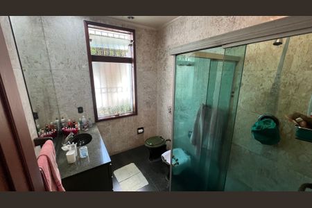 Casa para alugar com 485m², 4 quartos e 4 vagas Casa para alugar com 485m², 4 quartos e 4 vagasBanheiro