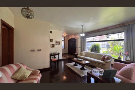 Casa para alugar com 485m², 4 quartos e 4 vagas Casa para alugar com 485m², 4 quartos e 4 vagasSala