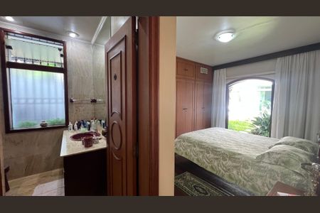 Casa para alugar com 485m², 4 quartos e 4 vagas Casa para alugar com 485m², 4 quartos e 4 vagasSuite