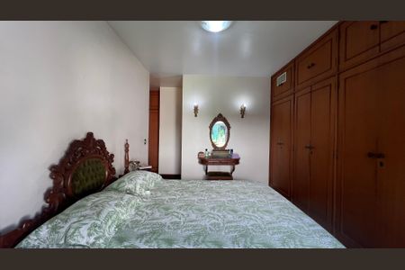 Casa para alugar com 485m², 4 quartos e 4 vagas Casa para alugar com 485m², 4 quartos e 4 vagasSuite