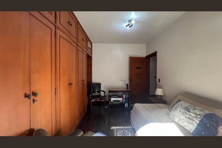 Casa para alugar com 485m², 4 quartos e 4 vagas Casa para alugar com 485m², 4 quartos e 4 vagasQuarto 1