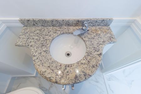 Apartamento para alugar com 105m², 2 quartos e 3 vagas Apartamento para alugar com 105m², 2 quartos e 3 vagasDetalhe - Lavabo