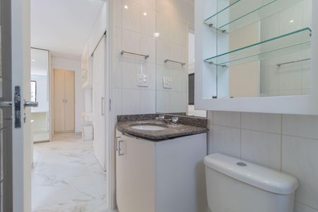 Apartamento para alugar com 105m², 2 quartos e 3 vagas Apartamento para alugar com 105m², 2 quartos e 3 vagasBanheiro - Suíte 2
