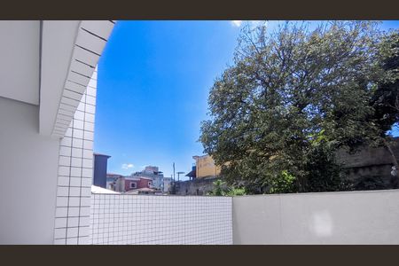 Apartamento à venda com 78m², 3 quartos e 2 vagasVaranda