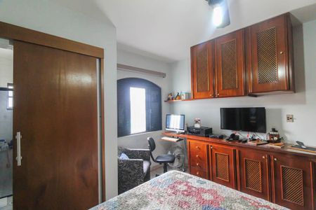 Casa à venda com 206m², 4 quartos e 3 vagas Casa à venda com 206m², 4 quartos e 3 vagasSuite
