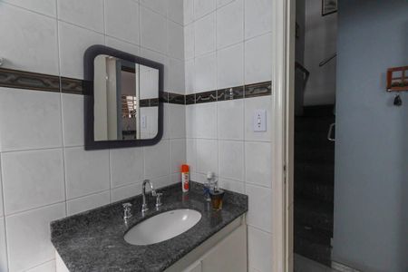 Casa à venda com 206m², 4 quartos e 3 vagas Casa à venda com 206m², 4 quartos e 3 vagasLavabo