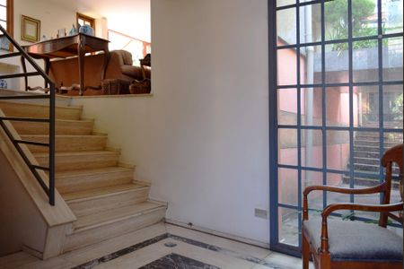 Casa à venda com 535m², 4 quartos e 4 vagasHall social
