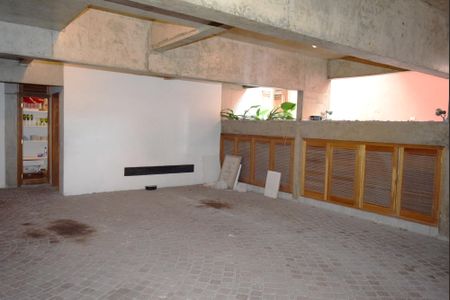 Casa à venda com 535m², 4 quartos e 4 vagasGaragem
