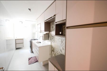 Apartamento à venda com 77m², 2 quartos e 1 vaga Apartamento à venda com 77m², 2 quartos e 1 vagaCozinha