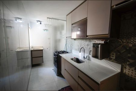 Apartamento à venda com 77m², 2 quartos e 1 vaga Apartamento à venda com 77m², 2 quartos e 1 vagaCozinha