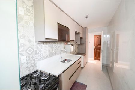 Apartamento à venda com 77m², 2 quartos e 1 vaga Apartamento à venda com 77m², 2 quartos e 1 vagaCozinha