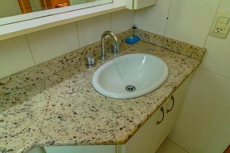 Apartamento à venda com 112m², 3 quartos e 3 vagasBanheiro do Quarto 2