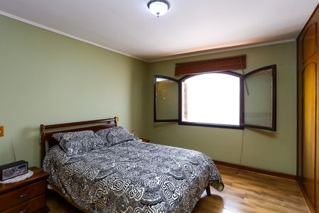 Casa à venda com 442m², 3 quartos e 4 vagas Casa à venda com 442m², 3 quartos e 4 vagassuíte