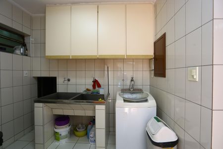 Casa à venda com 442m², 3 quartos e 4 vagas Casa à venda com 442m², 3 quartos e 4 vagasÁrea de Serviço