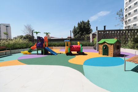 Apartamento para alugar com 29m², 1 quarto e sem vagaÁrea comum - Playground