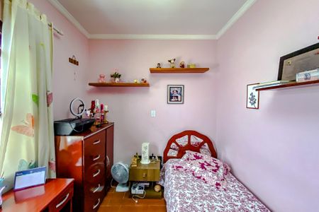 Casa à venda com 140m², 3 quartos e 2 vagasQuarto 2