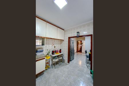 Casa à venda com 140m², 3 quartos e 2 vagasCozinha