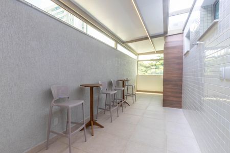 Apartamento à venda com 129m², 3 quartos e 3 vagas Apartamento à venda com 129m², 3 quartos e 3 vagasTerraço