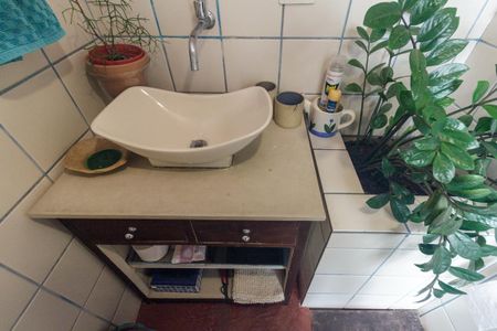 Apartamento à venda com 125m², 3 quartos e 1 vaga Apartamento à venda com 125m², 3 quartos e 1 vagaBanheiro da Suíte 2