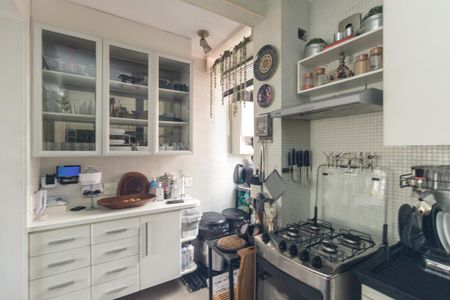 Apartamento à venda com 125m², 3 quartos e 1 vaga Apartamento à venda com 125m², 3 quartos e 1 vagaCozinha 1