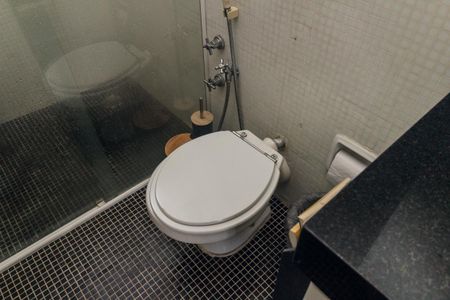 Apartamento à venda com 125m², 3 quartos e 1 vaga Apartamento à venda com 125m², 3 quartos e 1 vagaBanheiro da Suíte