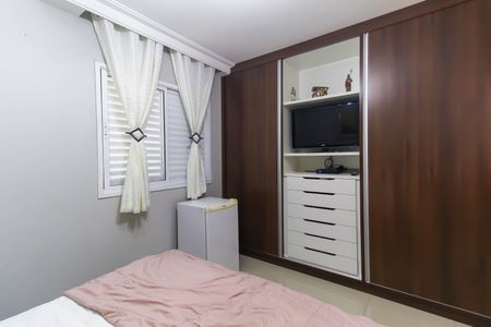 Apartamento à venda com 107m², 3 quartos e 2 vagasQuarto 3 - Suíte