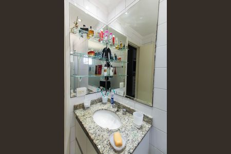 Apartamento à venda com 107m², 3 quartos e 2 vagasBanheiro da Suíte 3